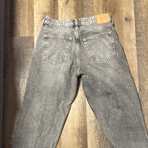 Women’s H&M Baggy Low Waist Jeans - Picture 2 of 2